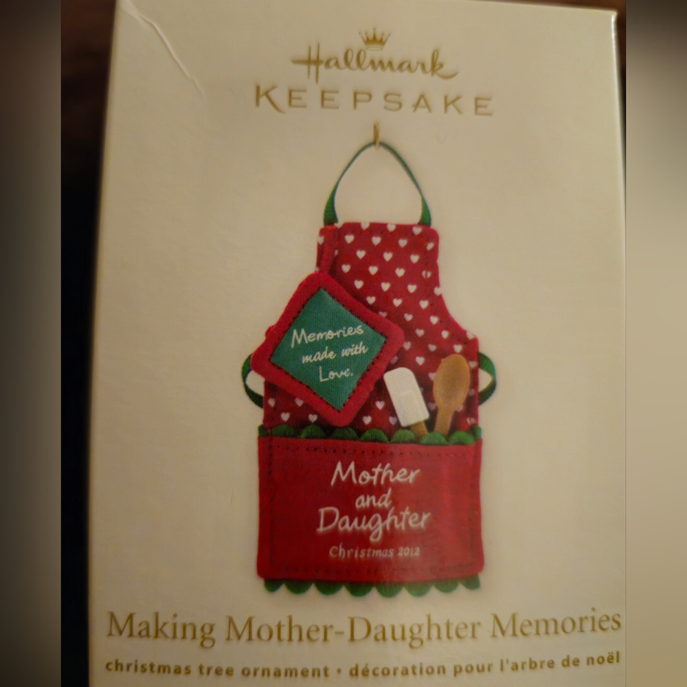 Hallmark Keepsake Mother and Daughter Ornament